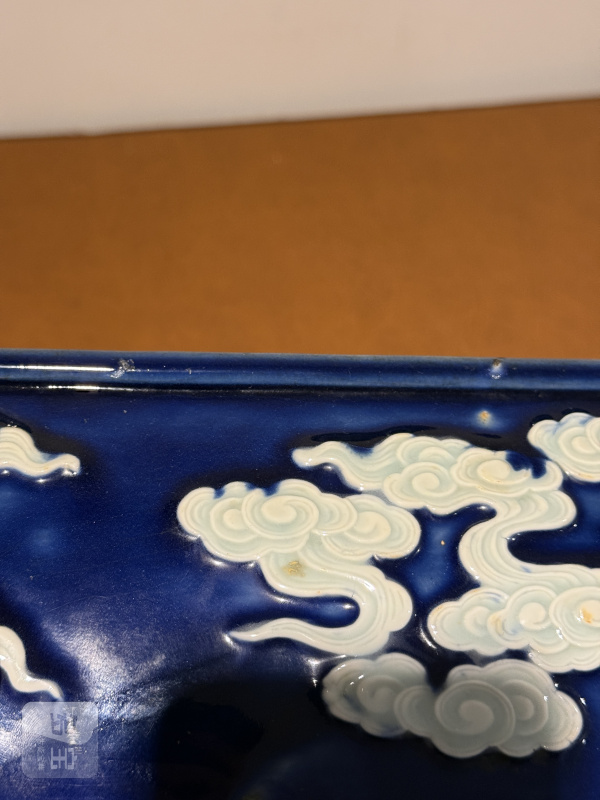 清雍正 蓝地浮雕云鹤纹蒲台 - 图20